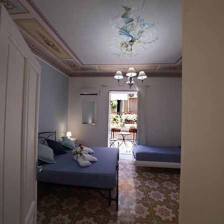 Regina Stella Bed & Breakfast Lascari Exterior foto
