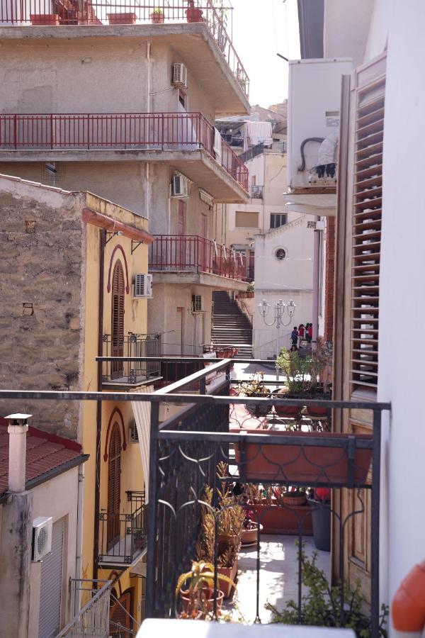Regina Stella Bed & Breakfast Lascari Exterior foto