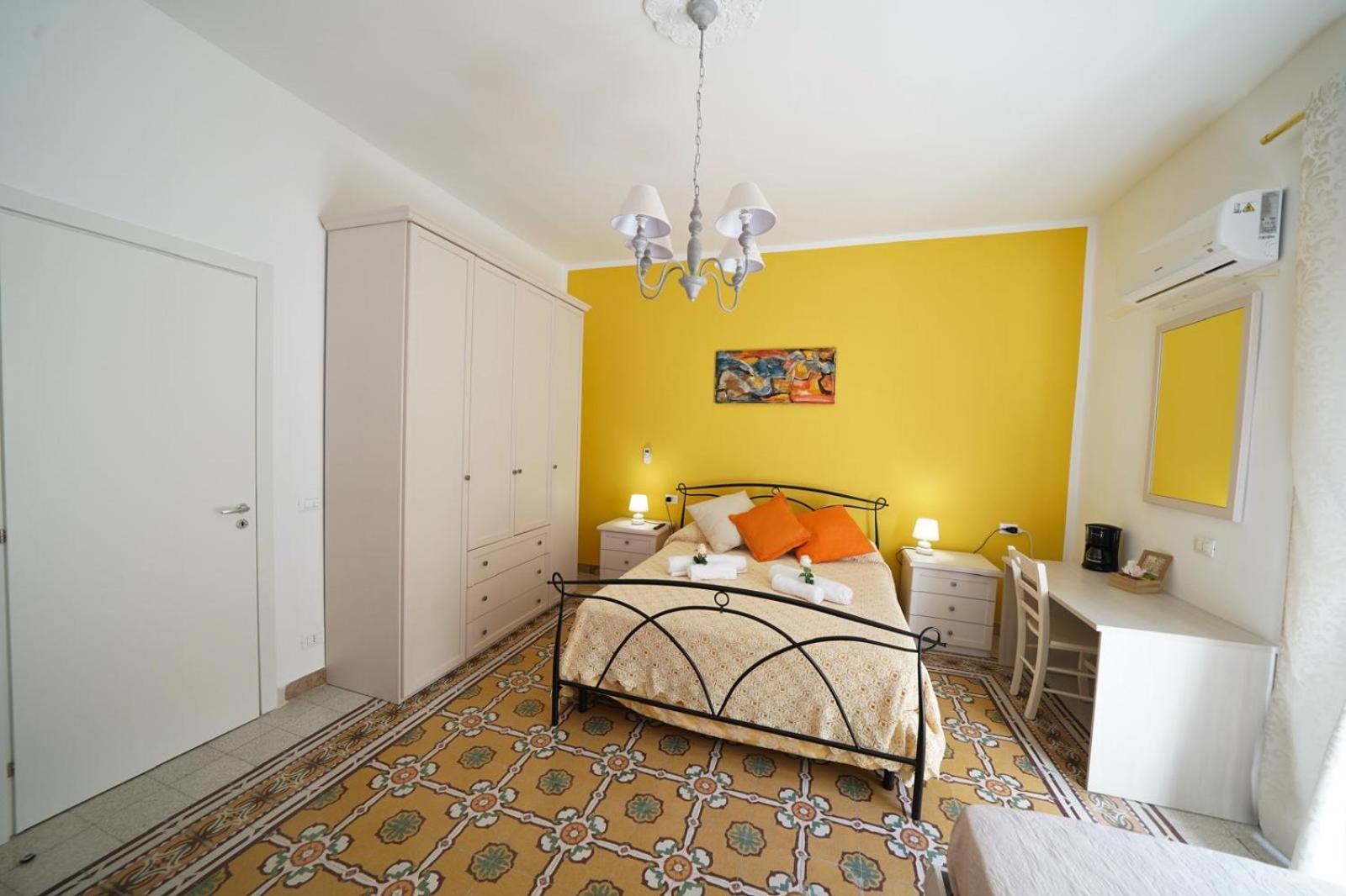 Regina Stella Bed & Breakfast Lascari Exterior foto